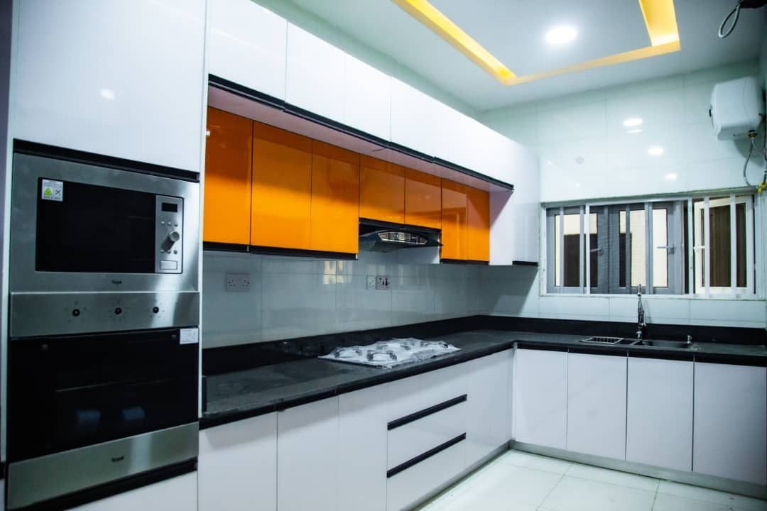 MTR Gardens, Isheri: exterior view of the 3-bedroom flats